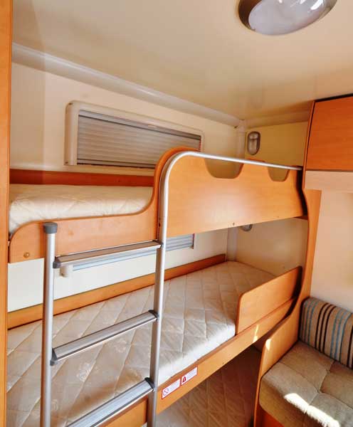 side fixed bunks